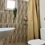 Apartment Bright & Spacious In Town, Near The - No 3
