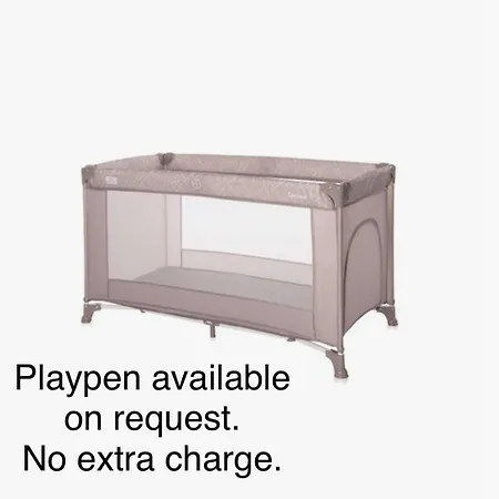 Daire Bright & Spacious In Town, Near The - No 3 *